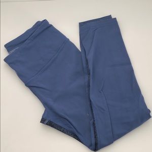 Victoria’s Secret Cropped Leggings